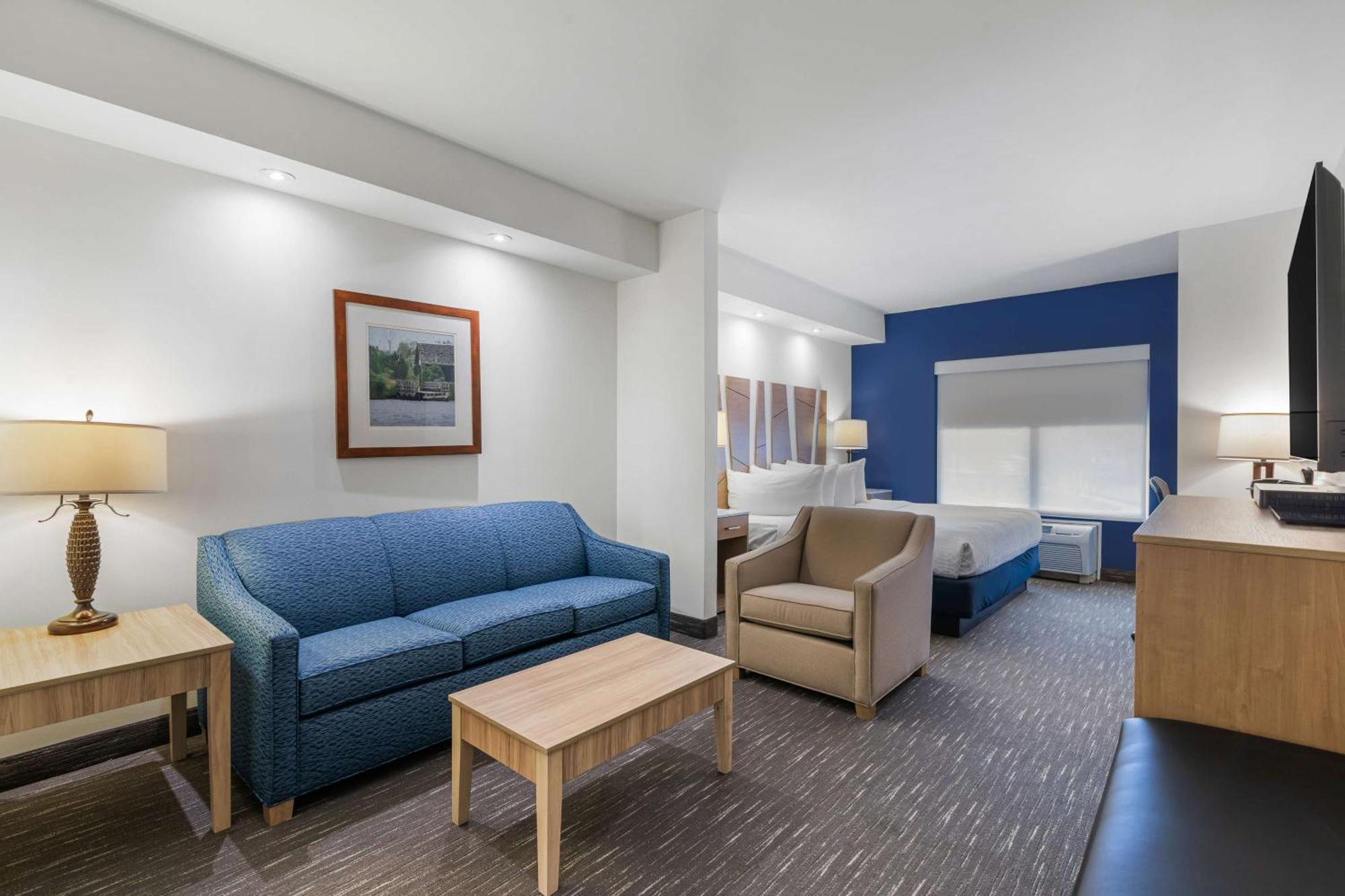 Best Western Plus Westgate Inn And Suites Leland Εξωτερικό φωτογραφία
