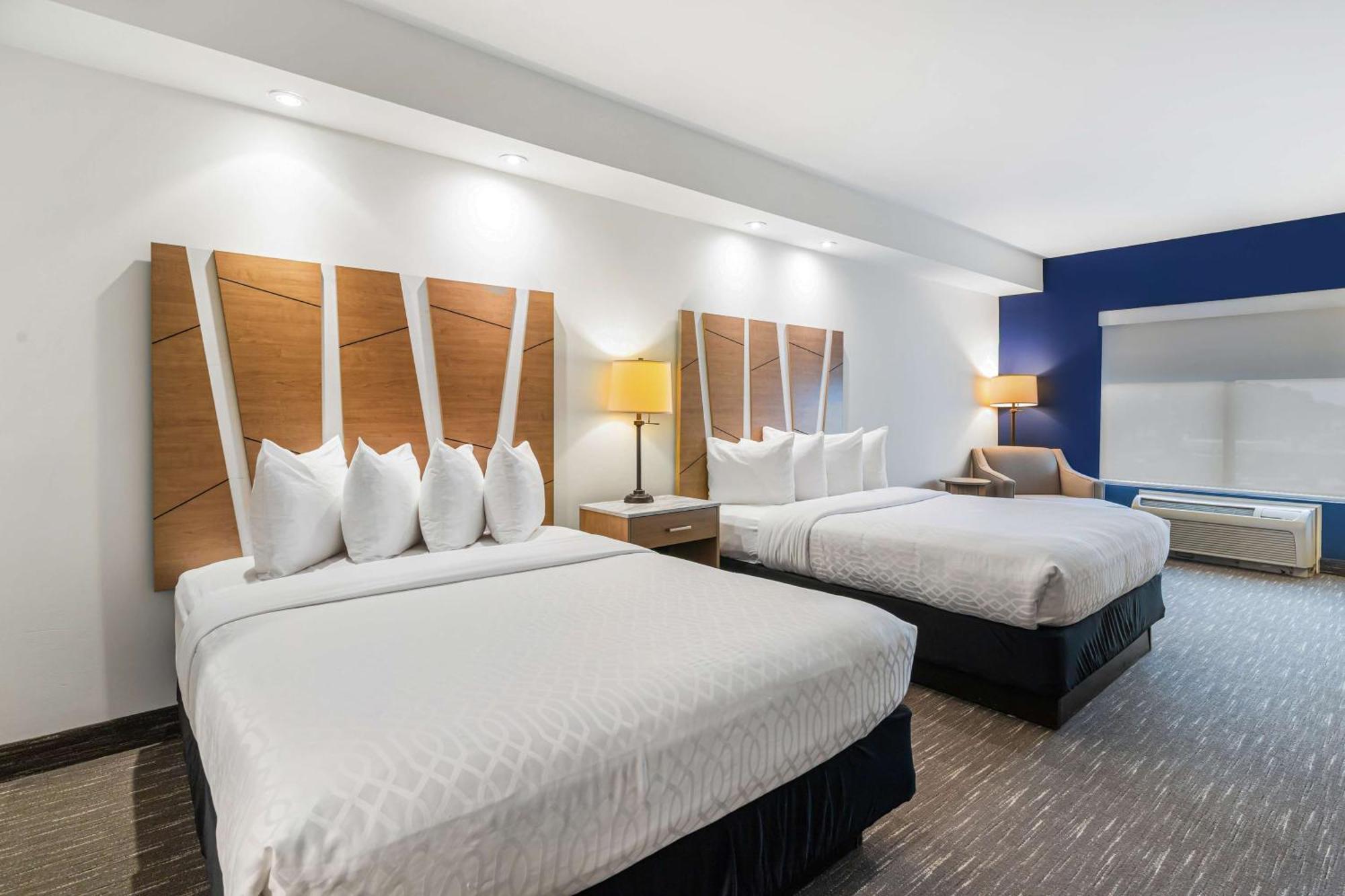 Best Western Plus Westgate Inn And Suites Leland Εξωτερικό φωτογραφία